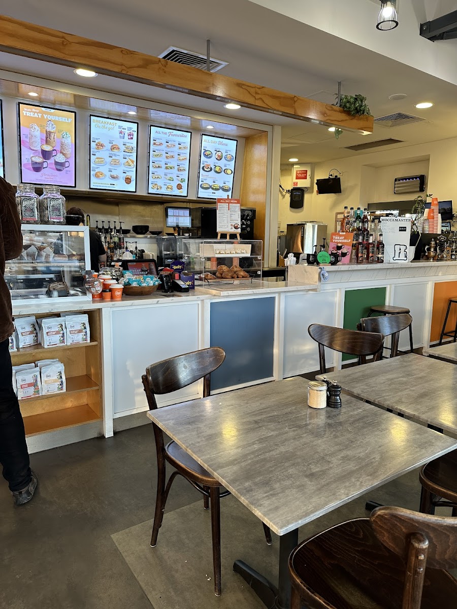 Gloria Jean's Ascot Drive Thru Photos 2